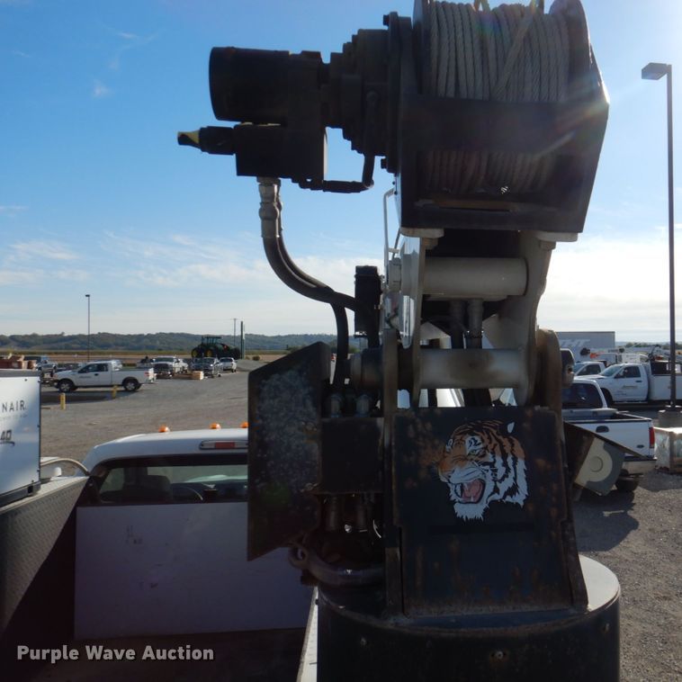 image for item JS9186 2014 Ford F550 Super Duty  utility / service truck