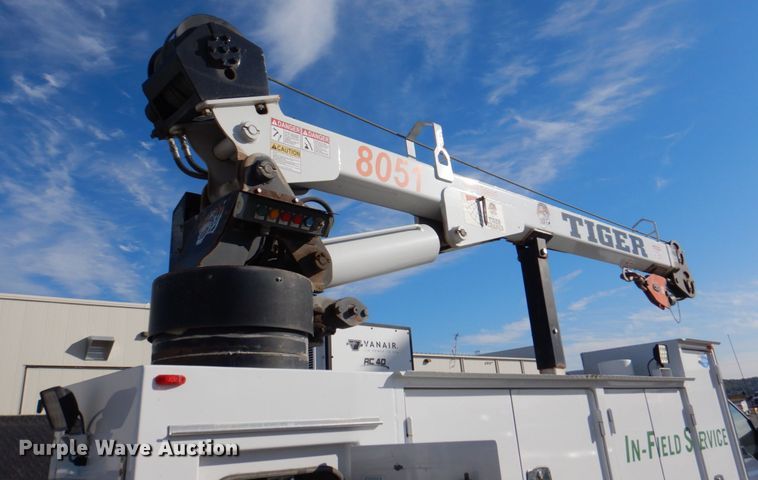 image for item JS9186 2014 Ford F550 Super Duty  utility / service truck