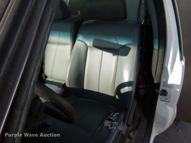 image for item JS9186 2014 Ford F550 Super Duty  utility / service truck