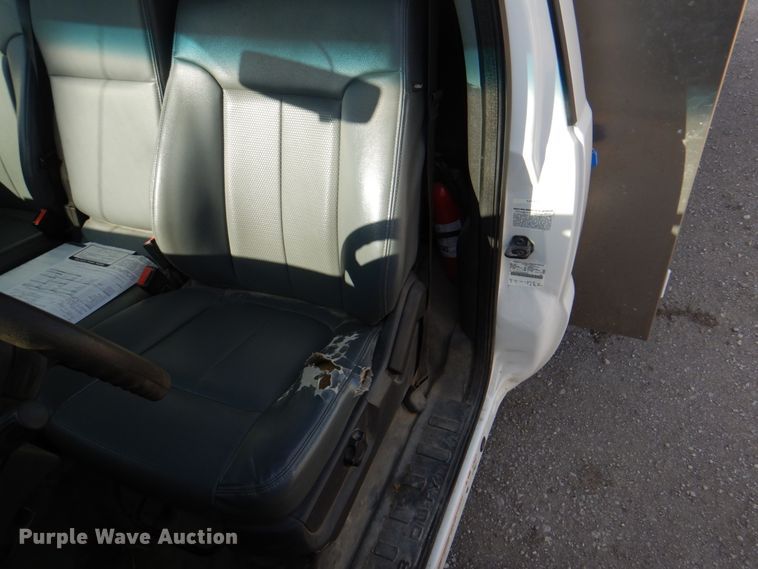 image for item JS9186 2014 Ford F550 Super Duty  utility / service truck