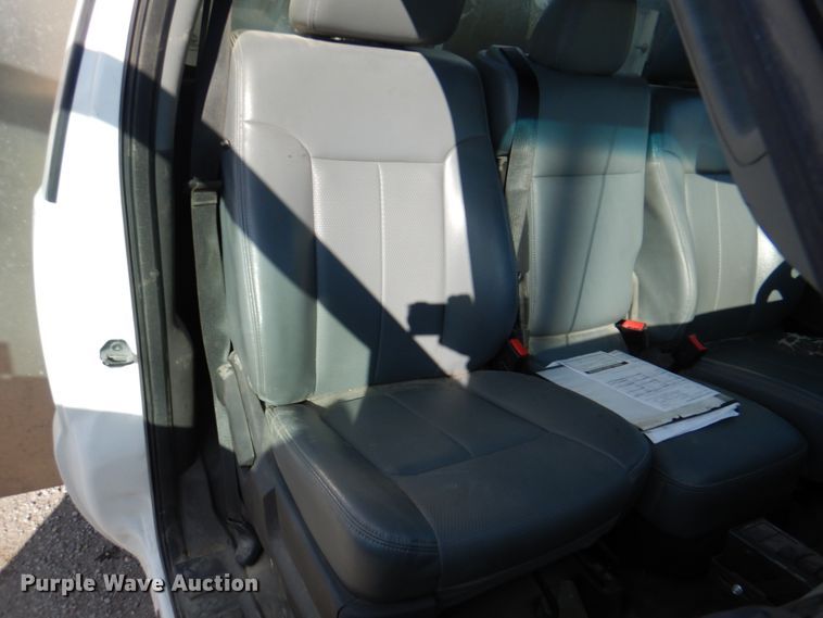 image for item JS9186 2014 Ford F550 Super Duty  utility / service truck