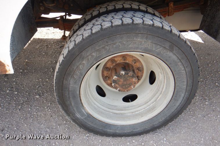 image for item JS9186 2014 Ford F550 Super Duty  utility / service truck