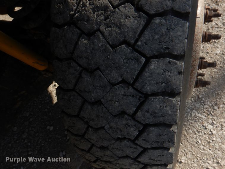 image for item JS9186 2014 Ford F550 Super Duty  utility / service truck