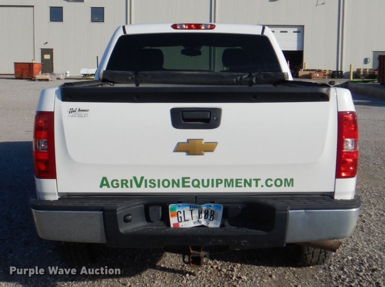 image for item JS9187 2013 Chevrolet Silverado 1500  Crew Cab pickup truck