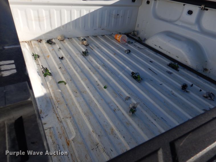 image for item JS9187 2013 Chevrolet Silverado 1500  Crew Cab pickup truck