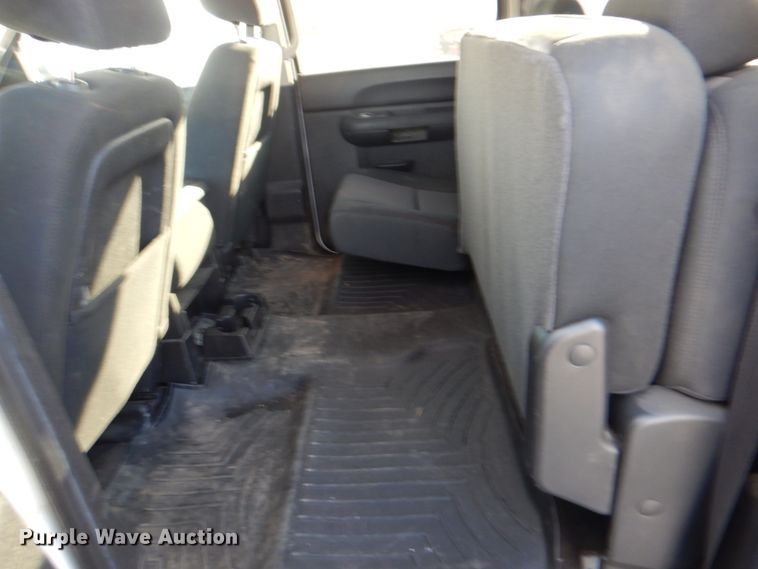 image for item JS9187 2013 Chevrolet Silverado 1500  Crew Cab pickup truck