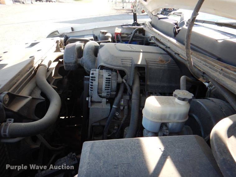 image for item JS9187 2013 Chevrolet Silverado 1500  Crew Cab pickup truck