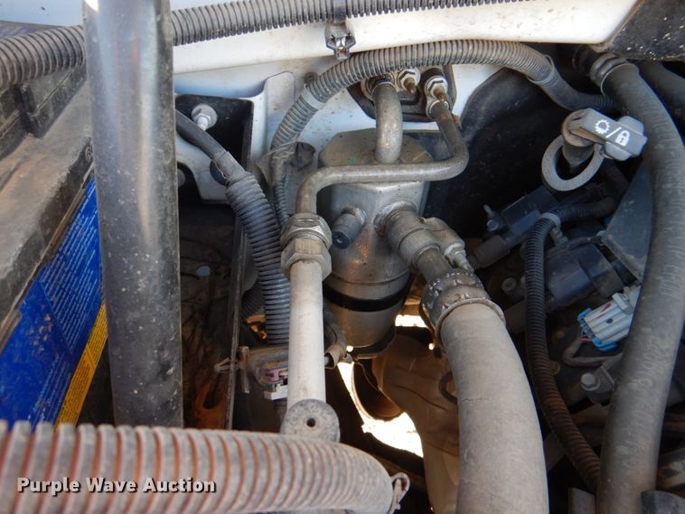 image for item JS9187 2013 Chevrolet Silverado 1500  Crew Cab pickup truck