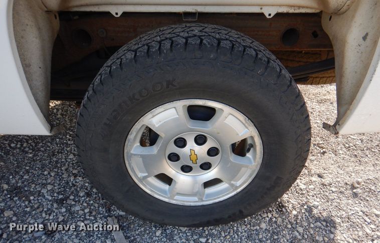 image for item JS9187 2013 Chevrolet Silverado 1500  Crew Cab pickup truck