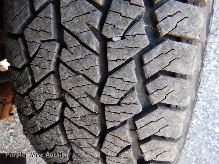 image for item JS9187 2013 Chevrolet Silverado 1500  Crew Cab pickup truck