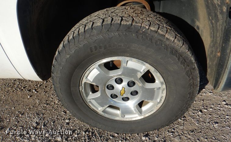 image for item JS9187 2013 Chevrolet Silverado 1500  Crew Cab pickup truck