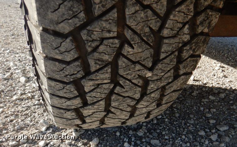 image for item JS9187 2013 Chevrolet Silverado 1500  Crew Cab pickup truck