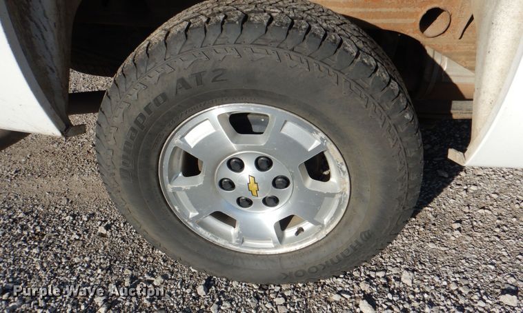 image for item JS9187 2013 Chevrolet Silverado 1500  Crew Cab pickup truck