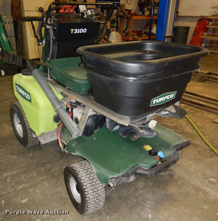 image for item JS9192 Turfco T3100  spreader