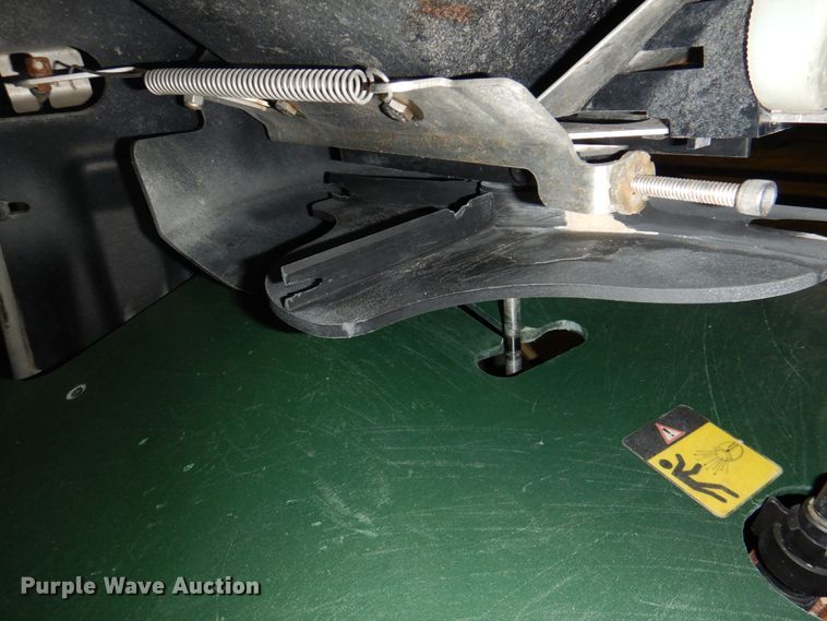 image for item JS9192 Turfco T3100  spreader