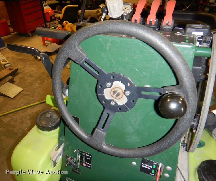 image for item JS9192 Turfco T3100  spreader