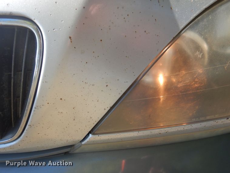 image for item JS9194 2000 Lexus RX300  SUV