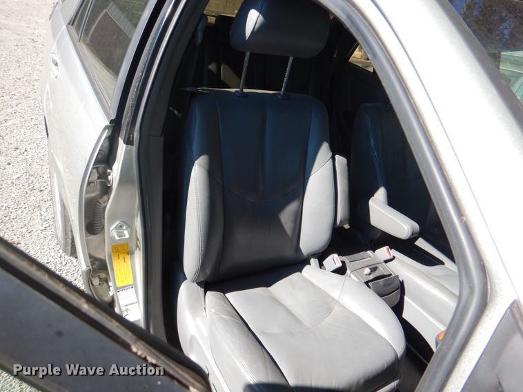 image for item JS9194 2000 Lexus RX300  SUV