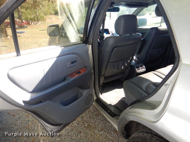 image for item JS9194 2000 Lexus RX300  SUV