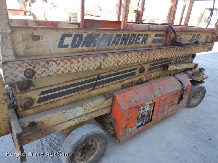 image for item JS9512 JLG CM-233  scissor lift