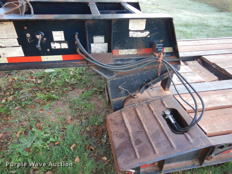 image for item JT9503 2006 Challenger  lowboy equipment trailer
