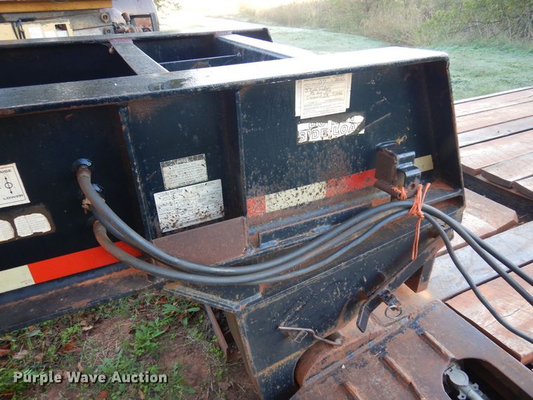 image for item JT9503 2006 Challenger  lowboy equipment trailer