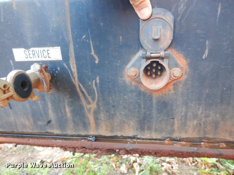 image for item JT9503 2006 Challenger  lowboy equipment trailer