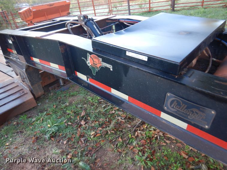 image for item JT9503 2006 Challenger  lowboy equipment trailer