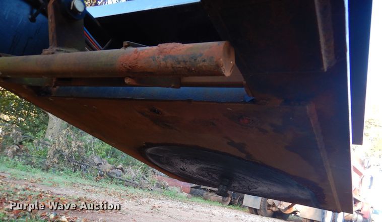 image for item JT9503 2006 Challenger  lowboy equipment trailer