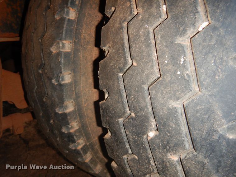 image for item JT9503 2006 Challenger  lowboy equipment trailer