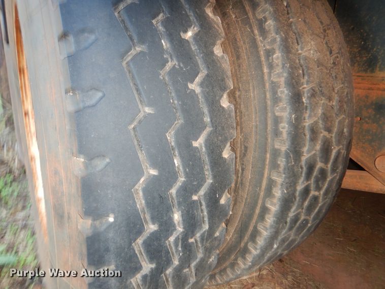 image for item JT9503 2006 Challenger  lowboy equipment trailer