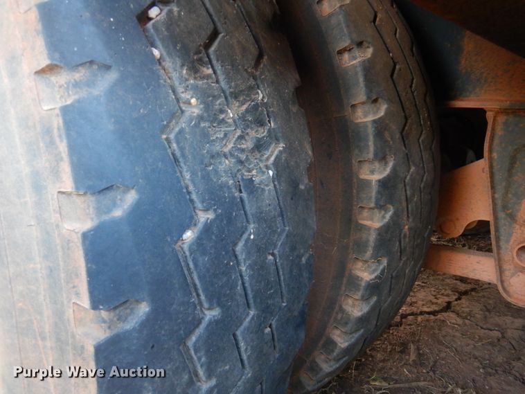 image for item JT9503 2006 Challenger  lowboy equipment trailer