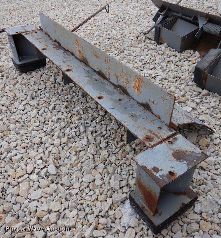 image for item KA9478 Bluff 20EP72  mechanical edge of dock leveler