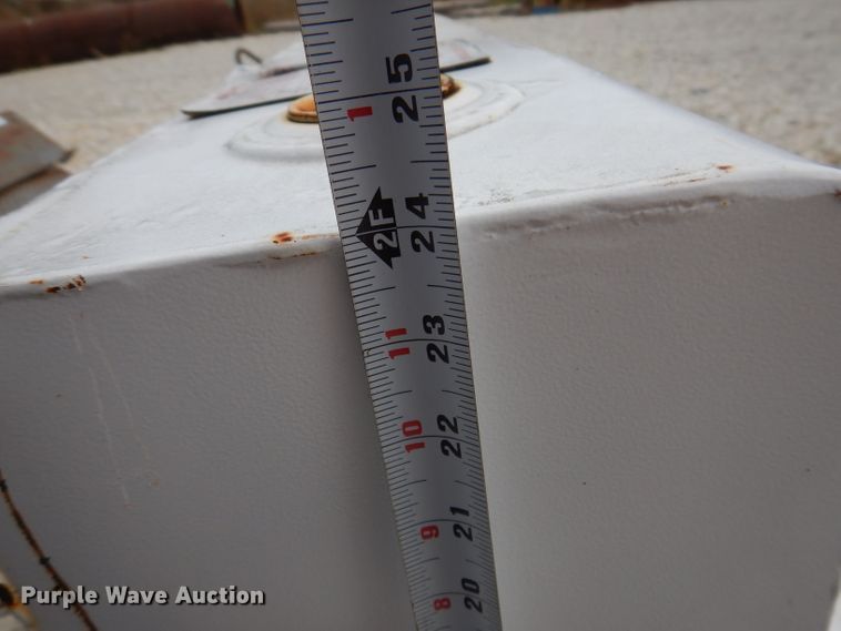 image for item KA9480 L-shaped fuel tank