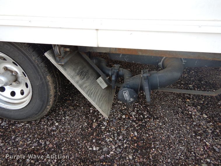 image for item KO9196 2002 Hi-Lo  camper