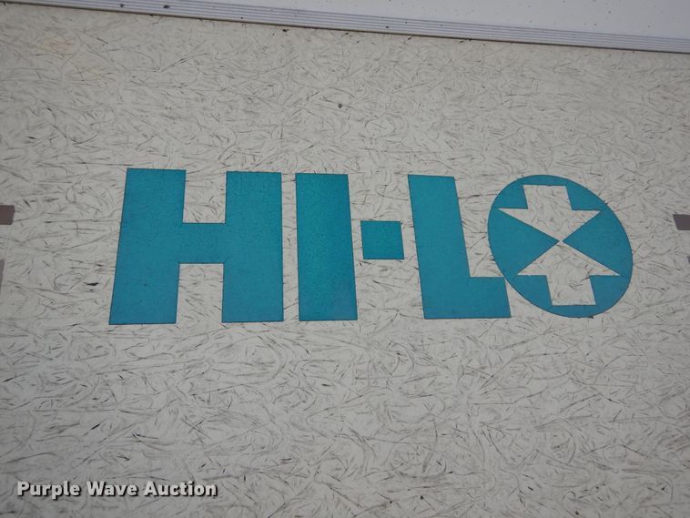 image for item KO9196 2002 Hi-Lo  camper