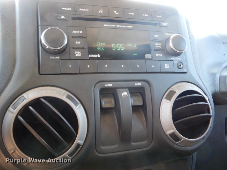 image for item KO9235 2013 Jeep Wrangler  SUV