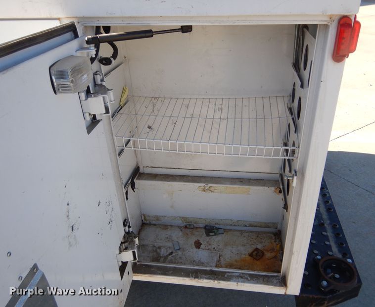 image for item KO9236 2006 Ford E350  utility van