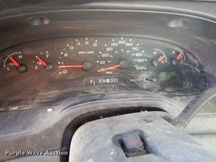 image for item KO9236 2006 Ford E350  utility van