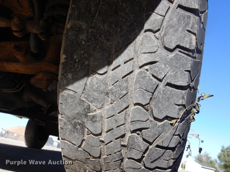 image for item KO9236 2006 Ford E350  utility van