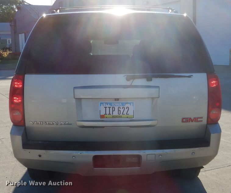 image for item KO9240 2013 GMC Yukon XL  SUV