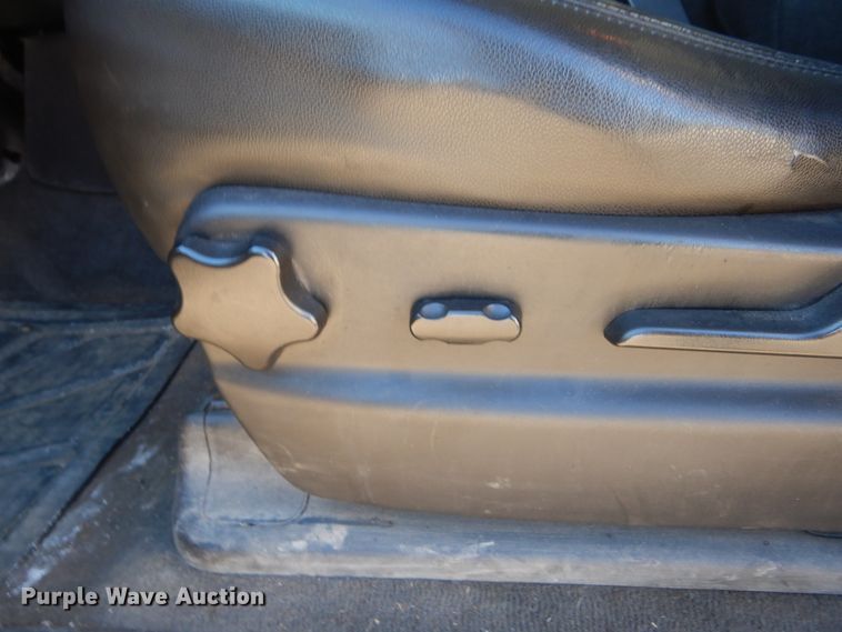 image for item KO9240 2013 GMC Yukon XL  SUV