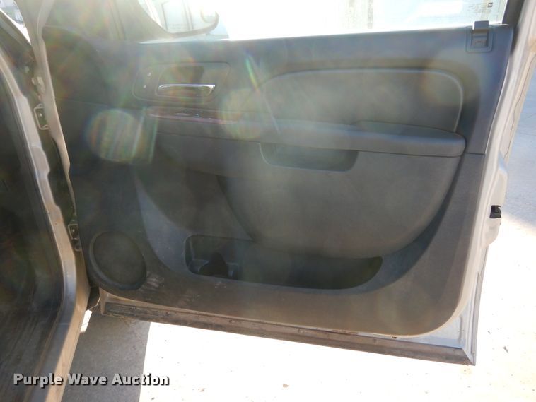 image for item KO9240 2013 GMC Yukon XL  SUV