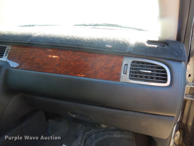 image for item KO9240 2013 GMC Yukon XL  SUV