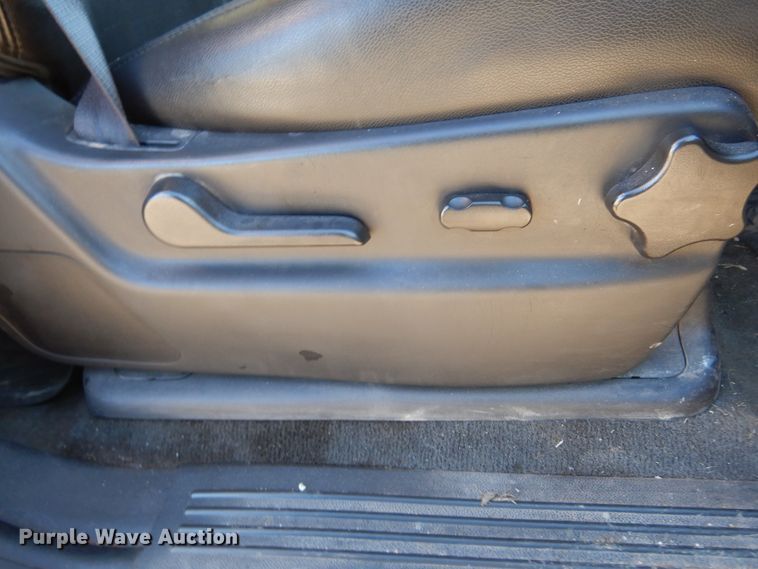 image for item KO9240 2013 GMC Yukon XL  SUV