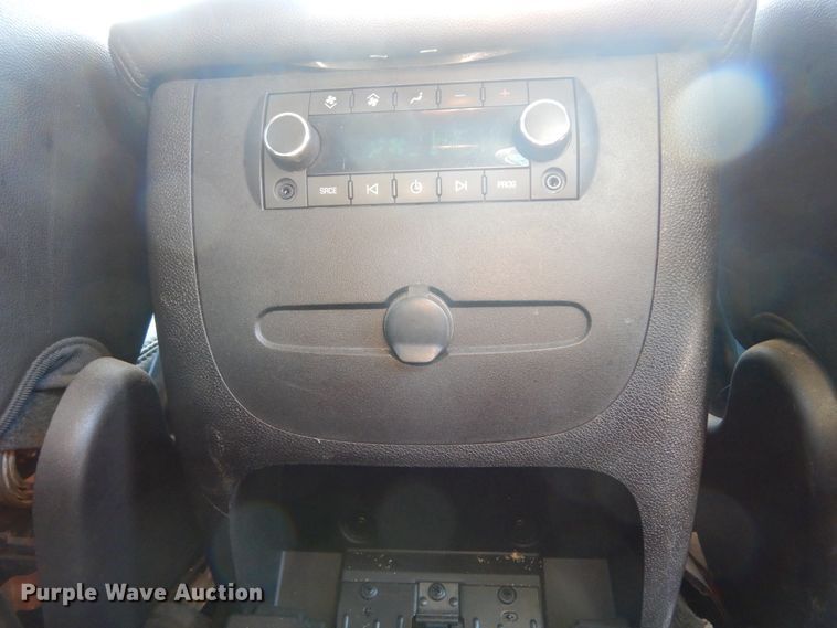 image for item KO9240 2013 GMC Yukon XL  SUV