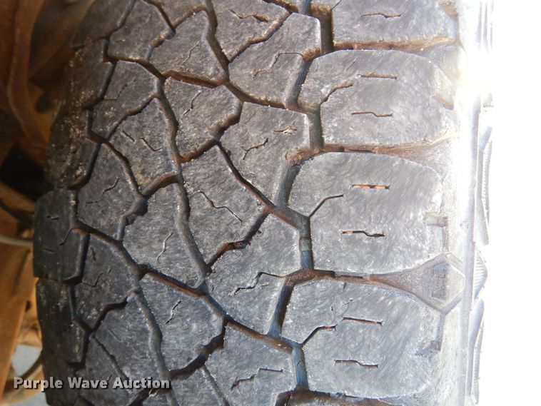 image for item KO9240 2013 GMC Yukon XL  SUV