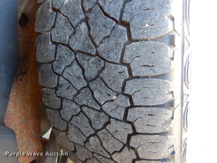 image for item KO9240 2013 GMC Yukon XL  SUV