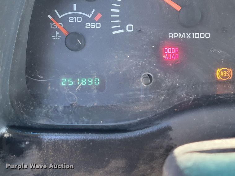 image for item KQ9128 2000 Dodge Durango  SUV