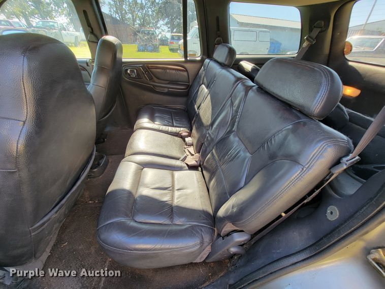 image for item KQ9128 2000 Dodge Durango  SUV
